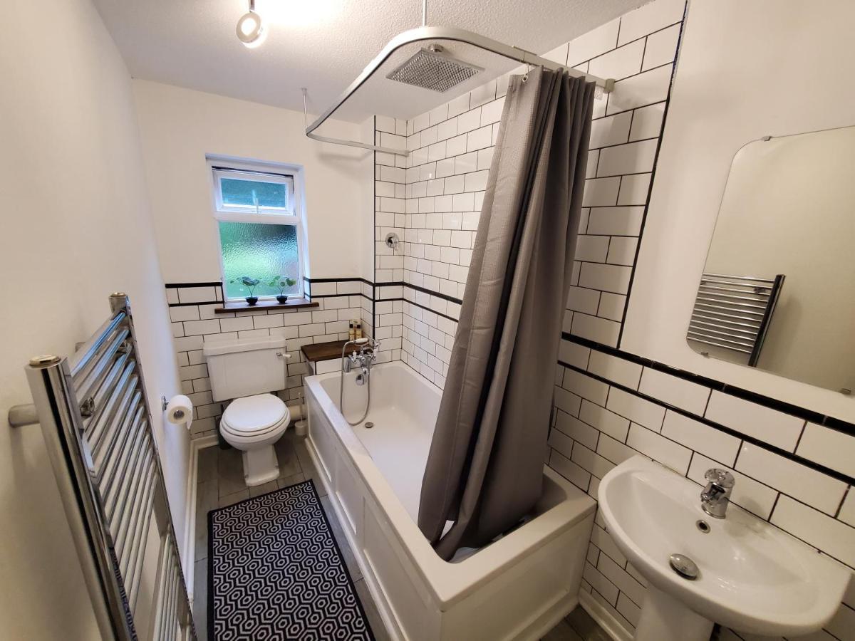 5 Bedroom, Recently Renovated House Close To Hastings Beach Exterior foto