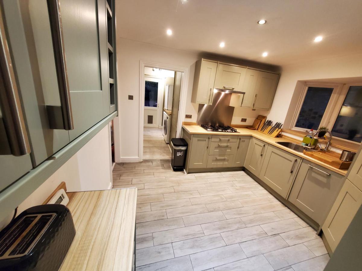 5 Bedroom, Recently Renovated House Close To Hastings Beach Exterior foto
